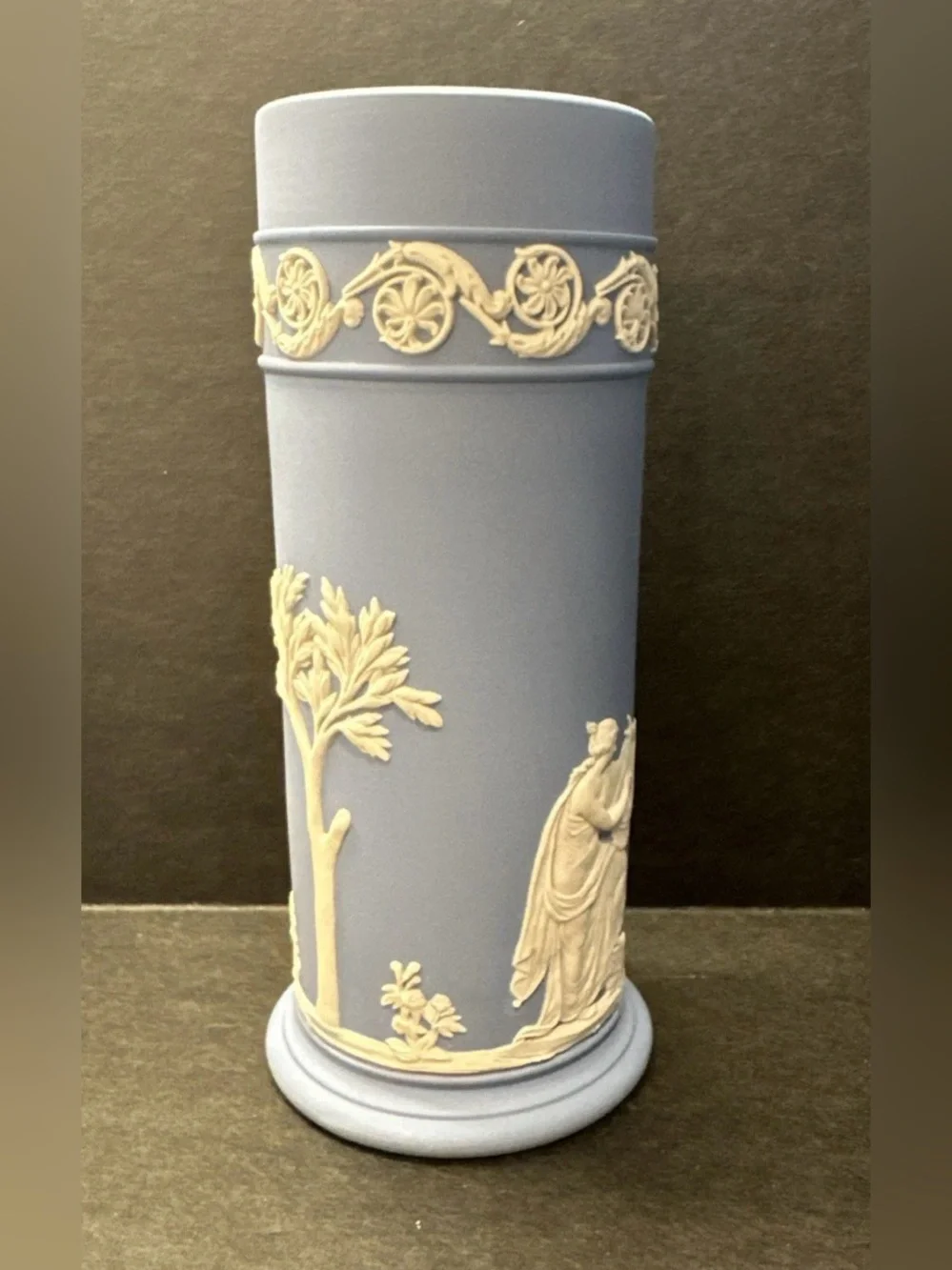 Wedgwood Spill Vase Blue White Jasperware 6.5